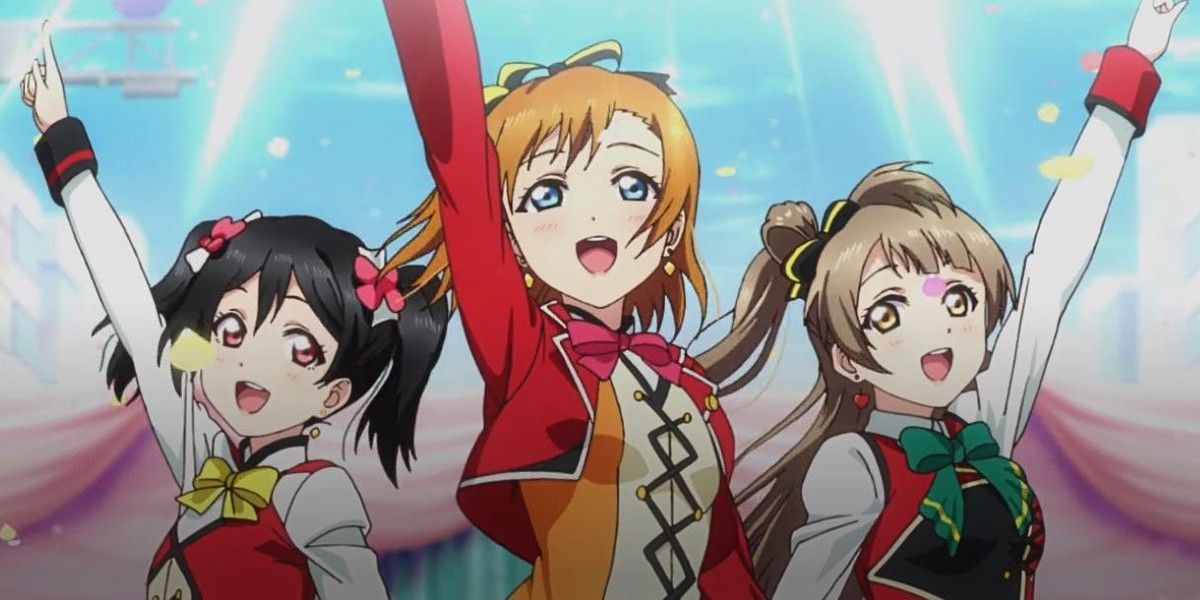 Aqours vs. µ's: Which Love Live! Idol Group je Superior?