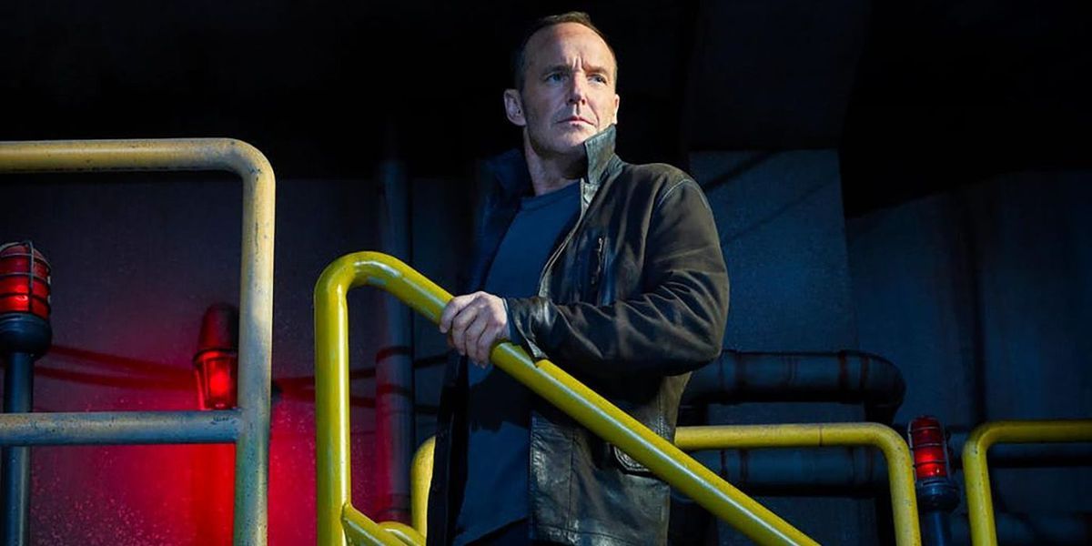 Agents of SHIELD : Coulson의 고스트 라이더 거래에는 어벤져 스 관련 결과가 있습니다.