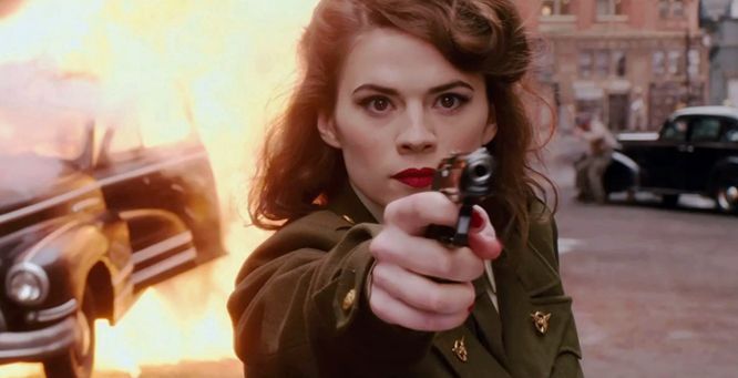 Hayley Atwell 'Definitivamente faria' uma série de TV do 'Agente Carter'