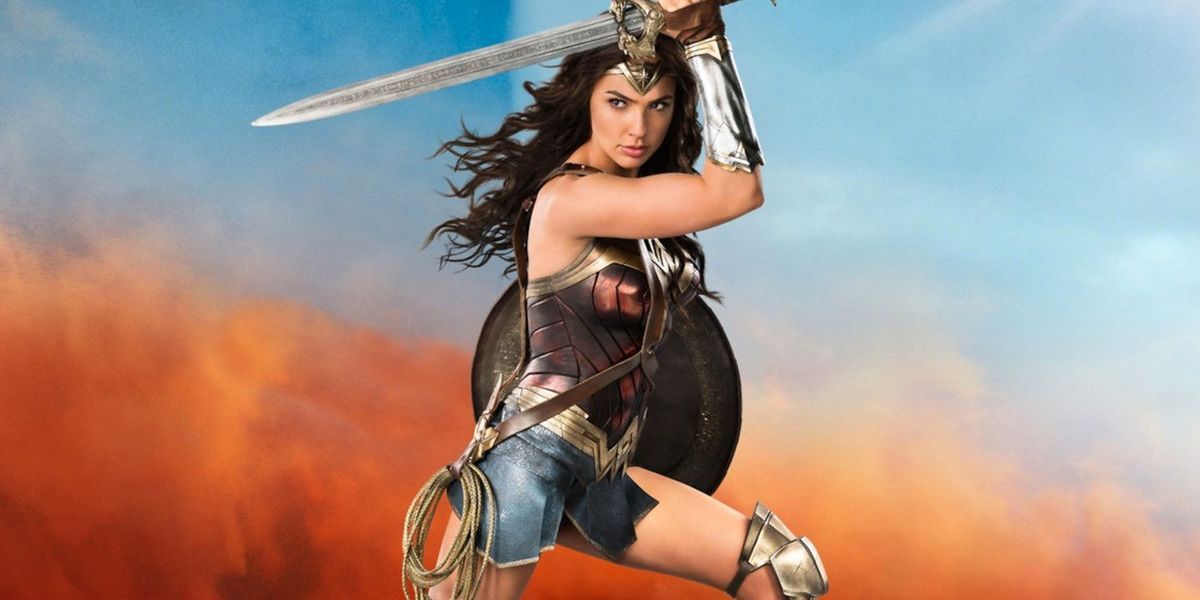 10 điều bạn chưa biết về trang phục Wonder Woman của Gal Gadot
