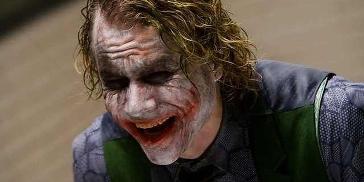 Mroczny rycerz: 10 sposobów, w jakie Heath Ledger jest nadal najlepszym Jokerem