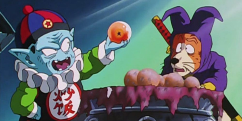 L'EMPEREUR PILAF tenant un Dragon Ball