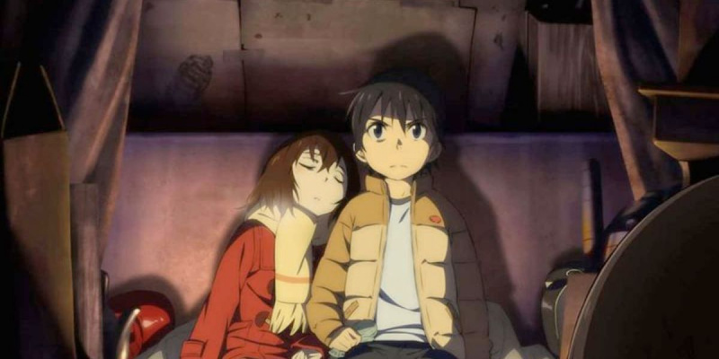   Egy alvó Kayo és Satoru egymás kezét fogják, miközben egy elhagyott buszon ülnek Erasedben.