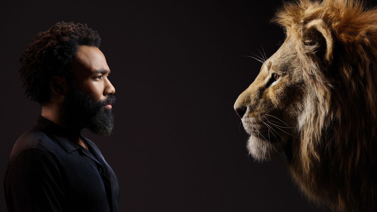 Pelakon Lion King Hadir Bersemuka dengan Perwatakannya dalam Foto Baru