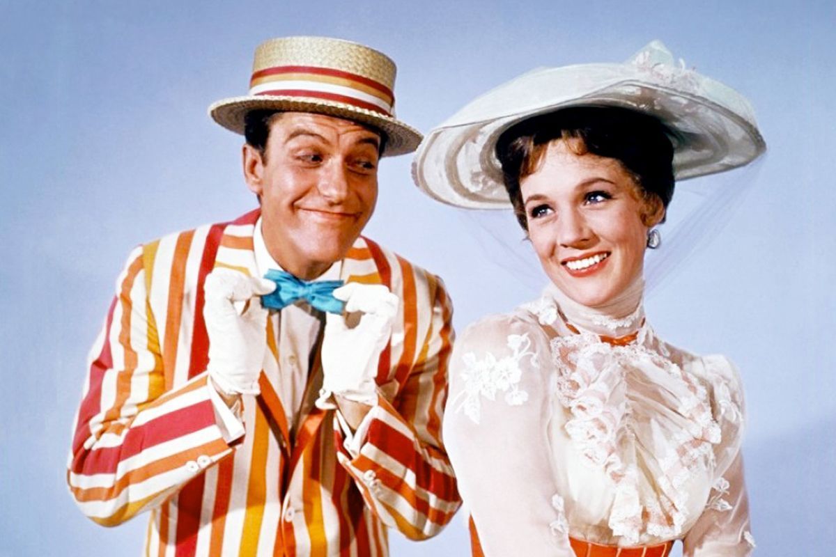 Kateri igralec Mary Poppins je imel najslabši naglas: Dick Van Dyke ali Lin-Manuel Miranda?