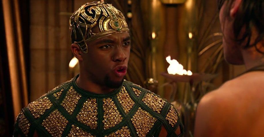 Το κλιπ του 'Black Panther' Chadwick Boseman Stars in New 'Gods of Egypt'