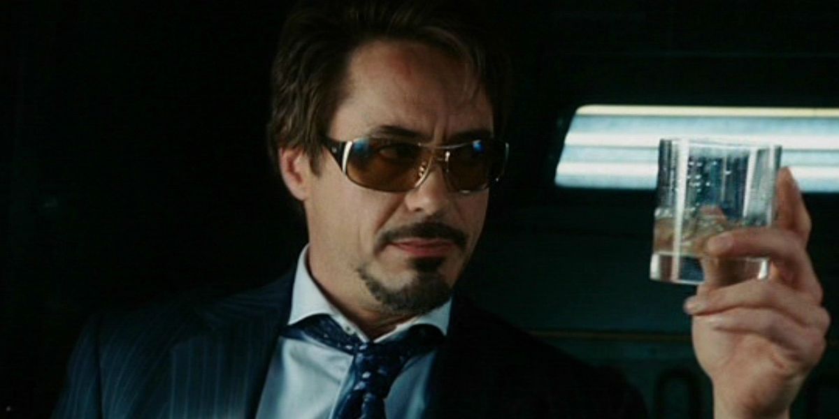 Iron Man : Tony Stark가 좋아하는 밴드 인 AC / DC는 MCU에 중요합니다.
