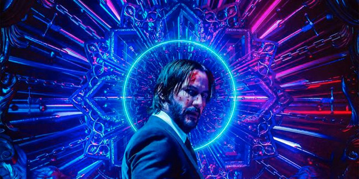 BETÆNKNING: Keanu Reeves ankommer til John Wick 4 sæt