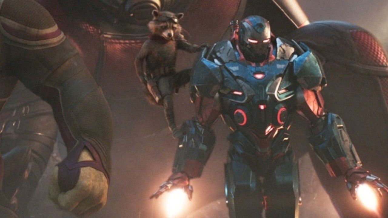 Το νέο άγαλμα του Endgame αποκαλύπτει γιατί ο Iron Patriot είναι ο DEADLIEST Avenger της MCU