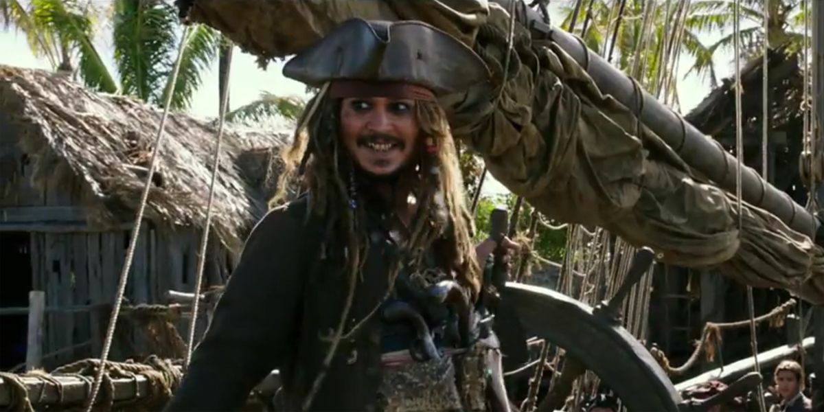 „Karibų piratai: mirę vyrai pasakoja, kad pasakų nėra“ - buriuoja su nauja epine priekaba