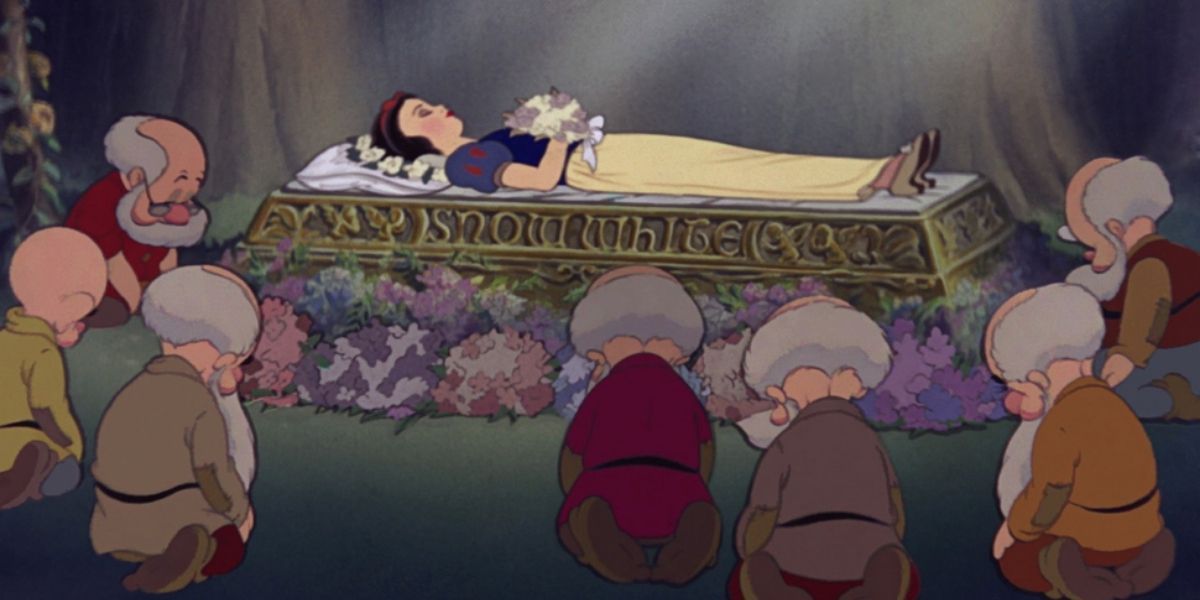 동의하지 않는 키스 장면으로 비판받는 디즈니의 백설 공주 라이드