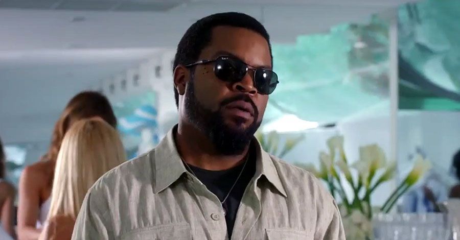 Kevin Hart และ Ice Cube ทำเครื่องหมายของพวกเขาในไมอามีในตัวอย่าง 'Ride Along 2' ใหม่