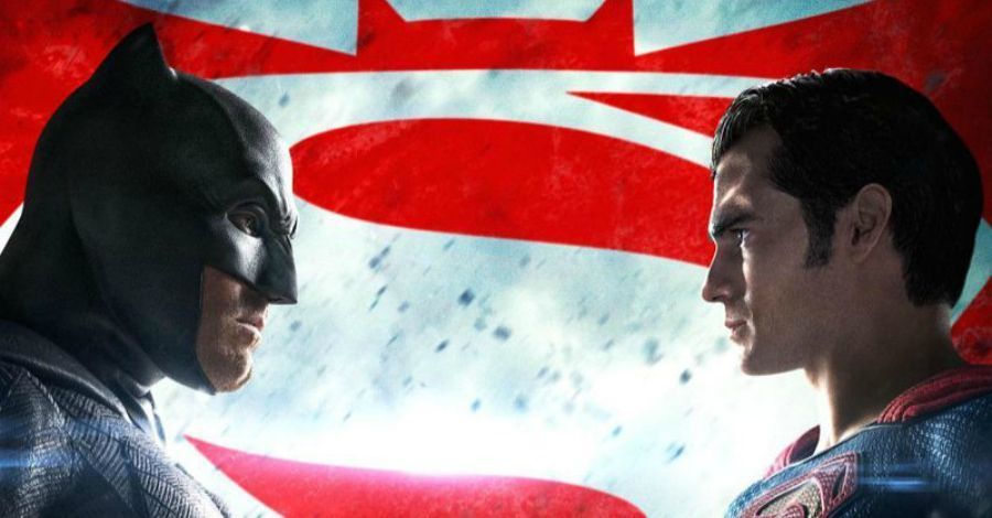 „Betmenas prieš Supermeną“ penktadienį kasoje sumažėjo 71 proc