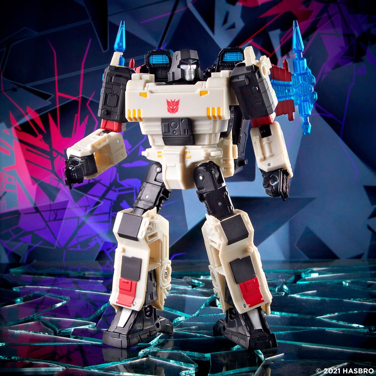 Hasbro julkisti Transformers Shattered Glass Collection Voyager Megatronin