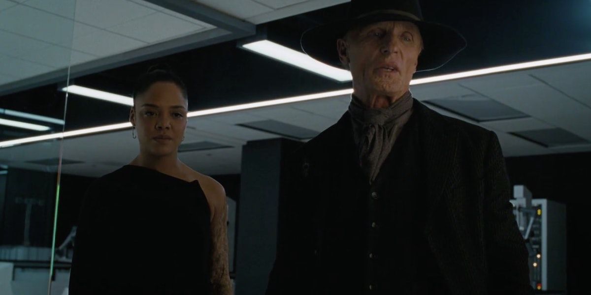 Westworld finalmente nos dá o verdadeiro (e mais perigoso) homem de preto