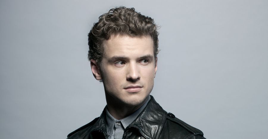 'Game of Thrones' เพิ่ม 'UnREAL's Freddie Stroma